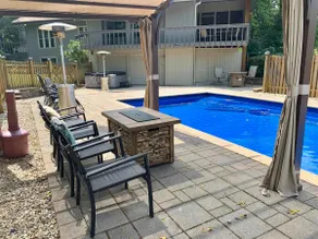 Pool, Arcade, Hot Tub and more @16th and Aldeen - Image 4