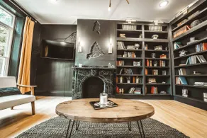 The Study on Main Located on the Square! - Image 3