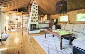 Awesome Home In Munka-Ljungby With Sauna - Image 3