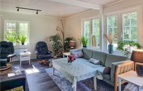 Belle maison de 3 chambres à Hishult - Image 2