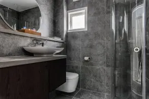 Luxurious apartment for the modern executive - Image 5