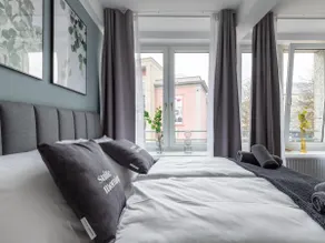 Essen Kettwiger Street | Suite M - Image 4