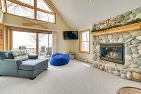Waterfront Lake Huron Home - Private Beach! - Image 4