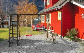3 Bedroom Stunning Home In Åkra - Image 5