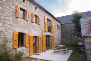 Gîte la grange de chabanettes 4/6 personnes - Image 4