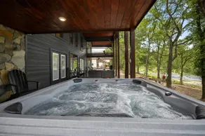 Summer Break • Hot Tub • Waterfront • Fireplace - Image 2