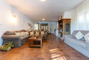 Country House 'Cortijo La Zahurdilla' with Mountain Views, Private Pool, Wi-Fi & Garden - Image 3