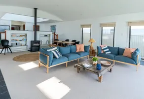 Absolute waterfront beach house - Image 4