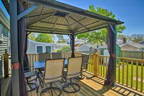Walk to Swift's Beach! Classic Cottage w/ Deck - Image 3