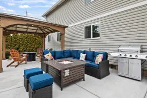 Unrivaled Location, Hot Tub, Huge Patio w/ Gazebo and Couches, Pool Table, Ping Pong, Walk to Dundee - Image 4