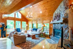 Bear Ridge - Valley Views, Hot Tub, Dog Friendly - Image 4