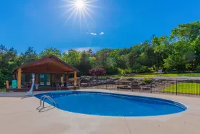Sleeps 5 (unit 4b), pool, next to Big M Marina, 15 min to Roaring River - Image 2