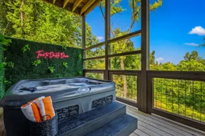 Playground|Views|Pets |Pool |Sauna |Massage Chair - Image 4