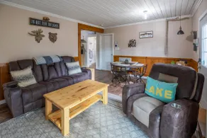 Hill Hideaway Unit 2 - Dog-Friendly Lake Retreat - Image 5