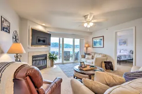 Unwind Poolside! Waterfront Ozarks Condo - Image 5