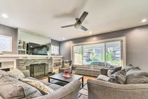 Elegant Detroit Home w/ Yard ~ 5 Mi to Dtwn! - Image 4