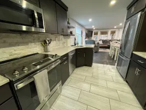 3 Ellicottville Townhome SKI BIKE GOLF Sleeps 10 - Image 3