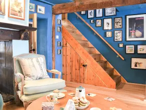 Teal Cottage - Image 5