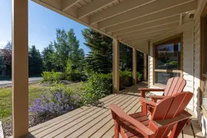 Alpenglow Retreat | Big Sky Town | Sleeps 12! - Image 3