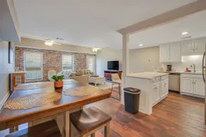 Downtown Loft - Above Bull & Barrel & Close to Georgia Southern - Image 4