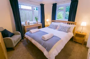 Cottage with a hot tub ,short walk to the beach - Image 5