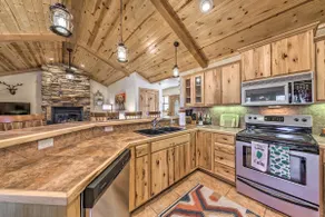 Cozy Ruidoso Cabin Retreat w/ Private Hot Tub - Image 5