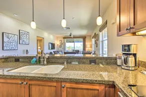 Sun-Soaked Waikoloa Retreat w/ Private Lanai! - Image 5