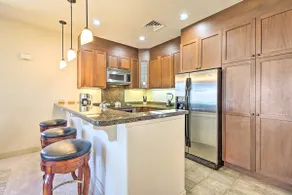 Sun-Soaked Waikoloa Retreat w/ Private Lanai! - Image 4