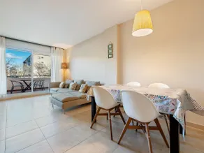 Apartment with terrace & pool 5min beach - Image 2
