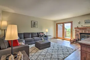 Timber Creek Townhome w/ 2 Decks & Mtn Views! - Image 3