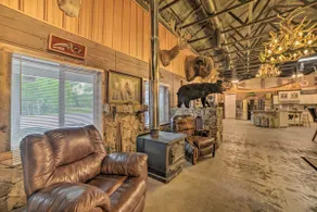 Family Leatherwood Resort Cabin w/ Fire Pit! - Image 4