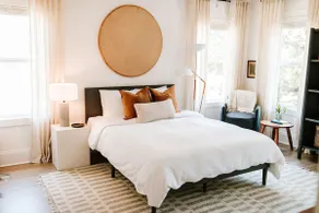 Stylish 4BR Escape by MHM Luxury Properties - Image 4