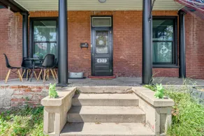 Bock House - Excellent in town location! - Image 5