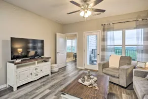 4 Mi to Silver Dollar City: Chic Branson Retreat! - Image 4