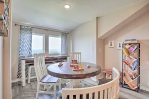 4 Mi to Silver Dollar City: Chic Branson Retreat! - Image 2