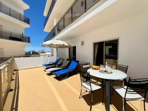 Albufeira Terrace With Pool by Homing - Image 2