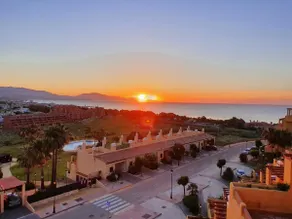3 Bed Penthouse - Sleeps 8 - Pool - Sea View - Image 3