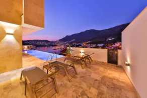 Villa Bank Two - Three Bedroom Villa, Sleeps 8 - Image 2