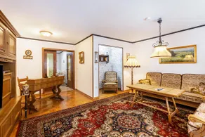 House on the market Apartment 2 - Image 3