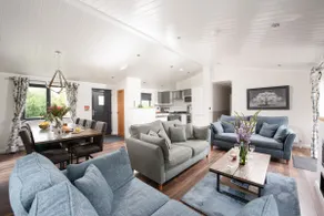 Blossom Lodge, 1 Roadford Lake Lodges - Image 3