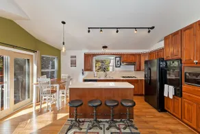 Eagle Point Retreat - Image 3