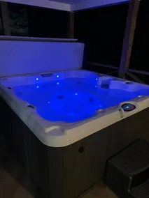 Villa for 18 · Jacuzzi · Pickleball · EV - Image 3