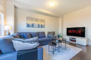 3BR Home: King Suite & Backyard-Close to Wineries - Image 4