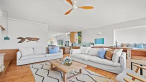 Macmasters Beach House - Spacious Architect-designed house with panoramic ocean views, a leafy 250m stroll to the beach - Image 4