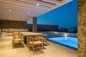 ONEIRO VILLA. ANTIPAROS AS DREAMY AS IT GETS - Image 2