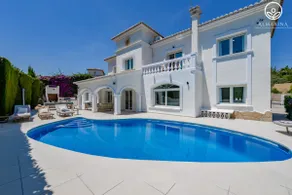 Sea Breeze - By Almarina Villas - Image 3