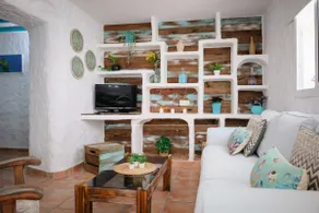 BelMonStays AguaMarina, Mijas Town - Image 5