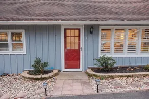Cowry Acres: 11 Acre Enchanted Retreat, Hot Tub - Image 4
