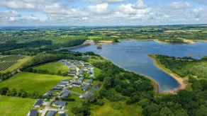 Daisy Lodge, 6 Roadford Lake Lodges - Image 5