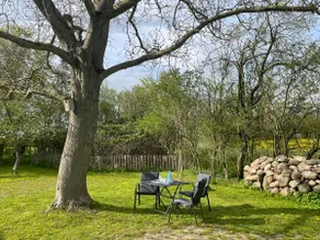 Holiday Home 'Small House on a Field' with Garden & Wi-Fi - Image 3